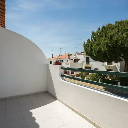 Feels Like Sunny House With Pool * Altura